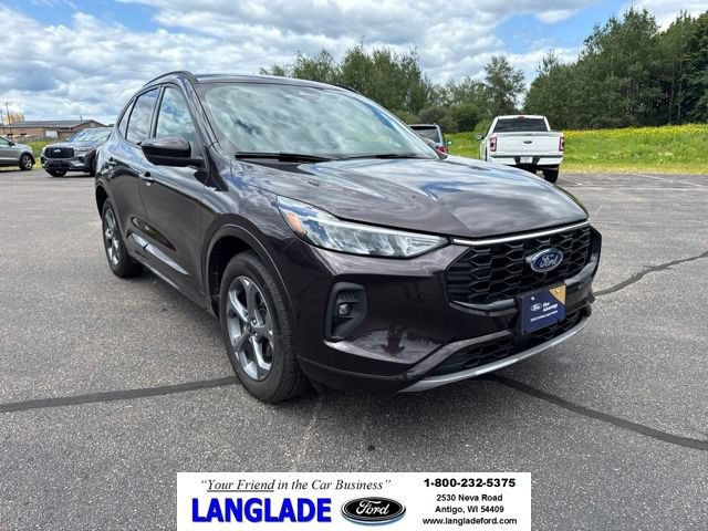 Certified 2023 Ford Escape ST-Line Select w/ Tech Pack #2 AWD/4WD image 1