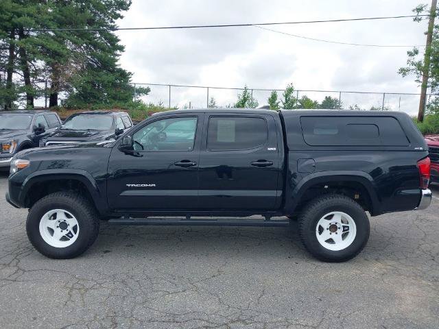 Used 2018 Toyota Tacoma SR5 w/ Exterior Package AWD/4WD image 5