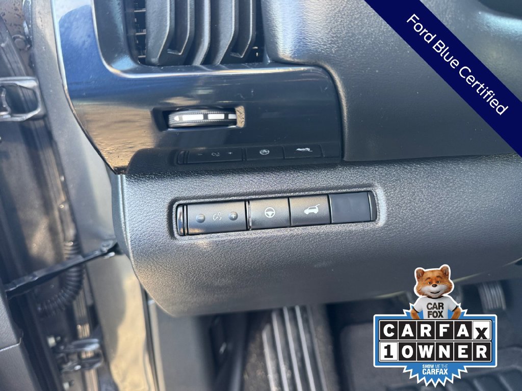Used 2025 Nissan Pathfinder SV FWD image 38