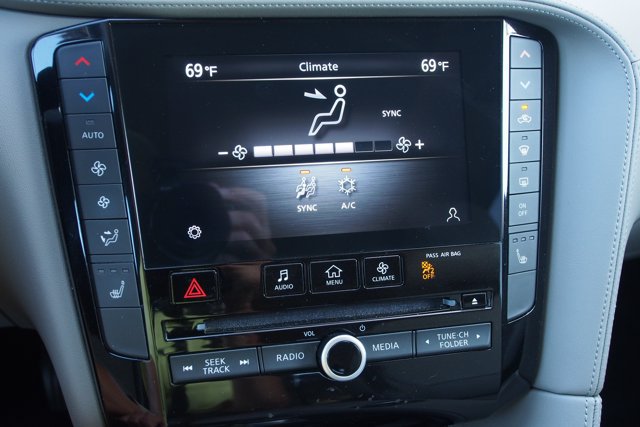 Used 2023 INFINITI QX50 Luxe FWD image 31