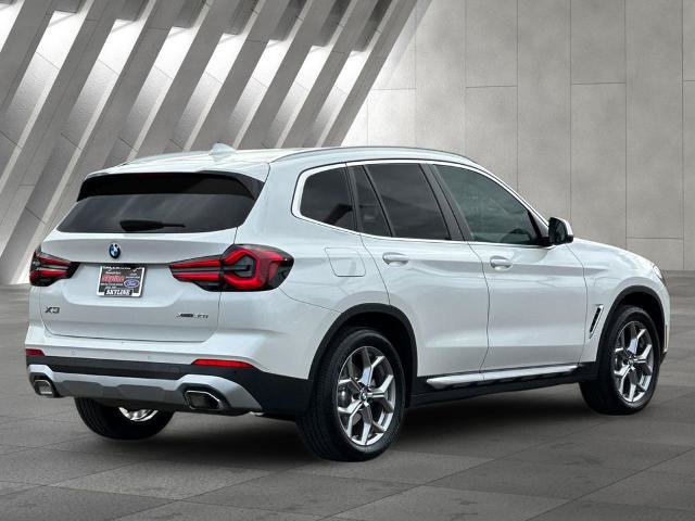 Used 2024 BMW X3 xDrive30i w/ Premium Package AWD/4WD image 3