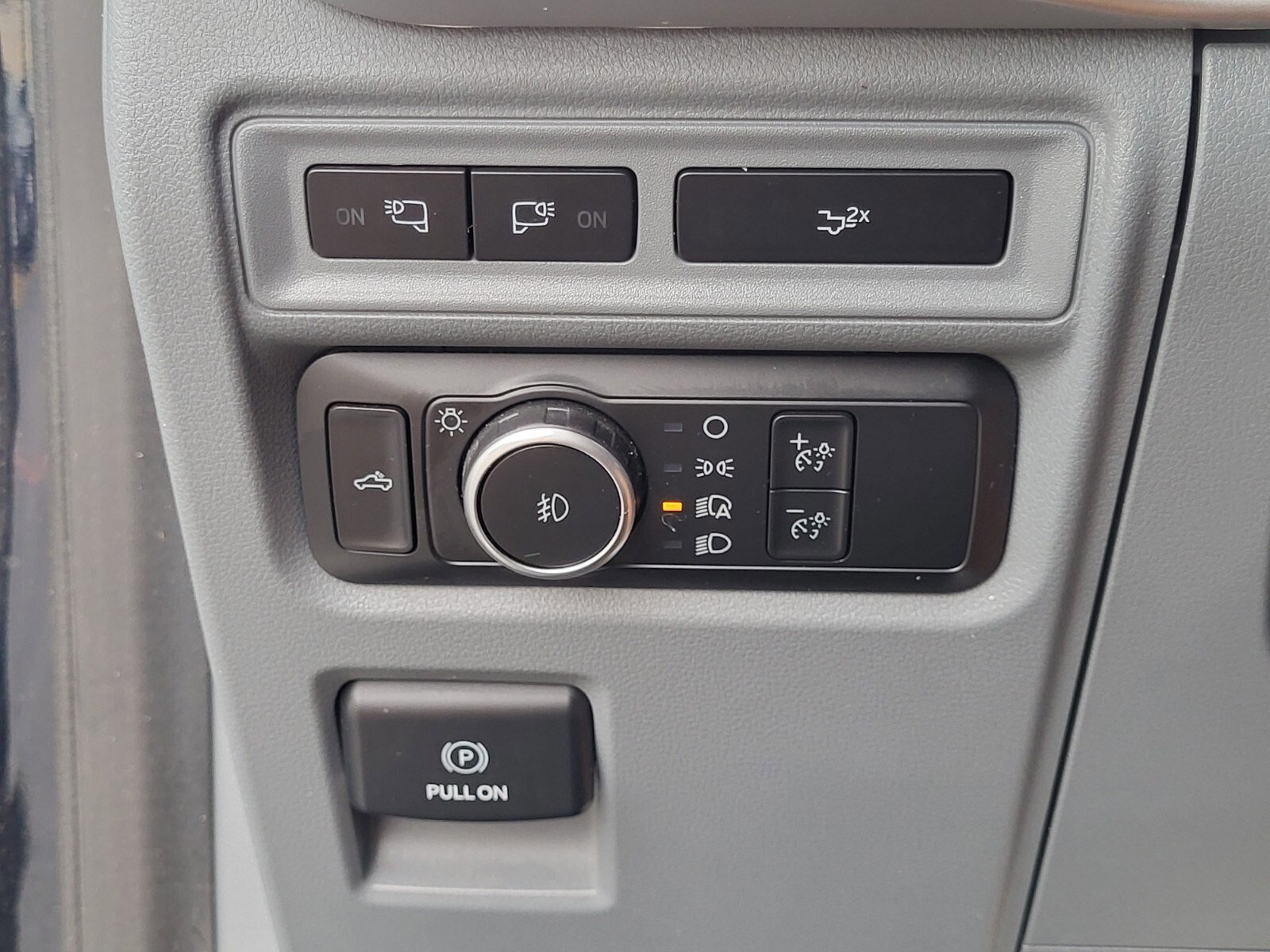 Certified 2022 Ford F150 XLT w/ Equipment Group 302A High image 22