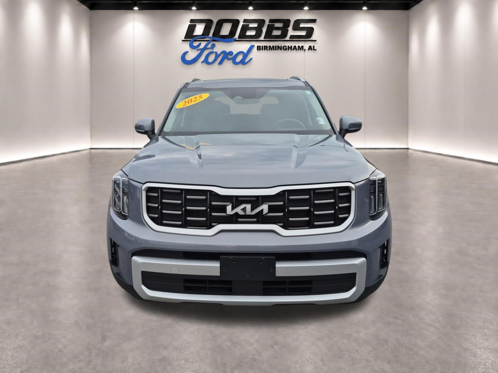 Used 2025 Kia Telluride S FWD image 3