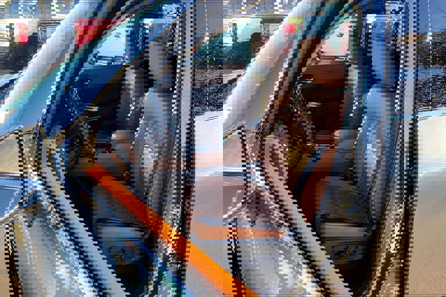 Used 2022 Nissan Pathfinder Platinum w/ Cargo Package image 9