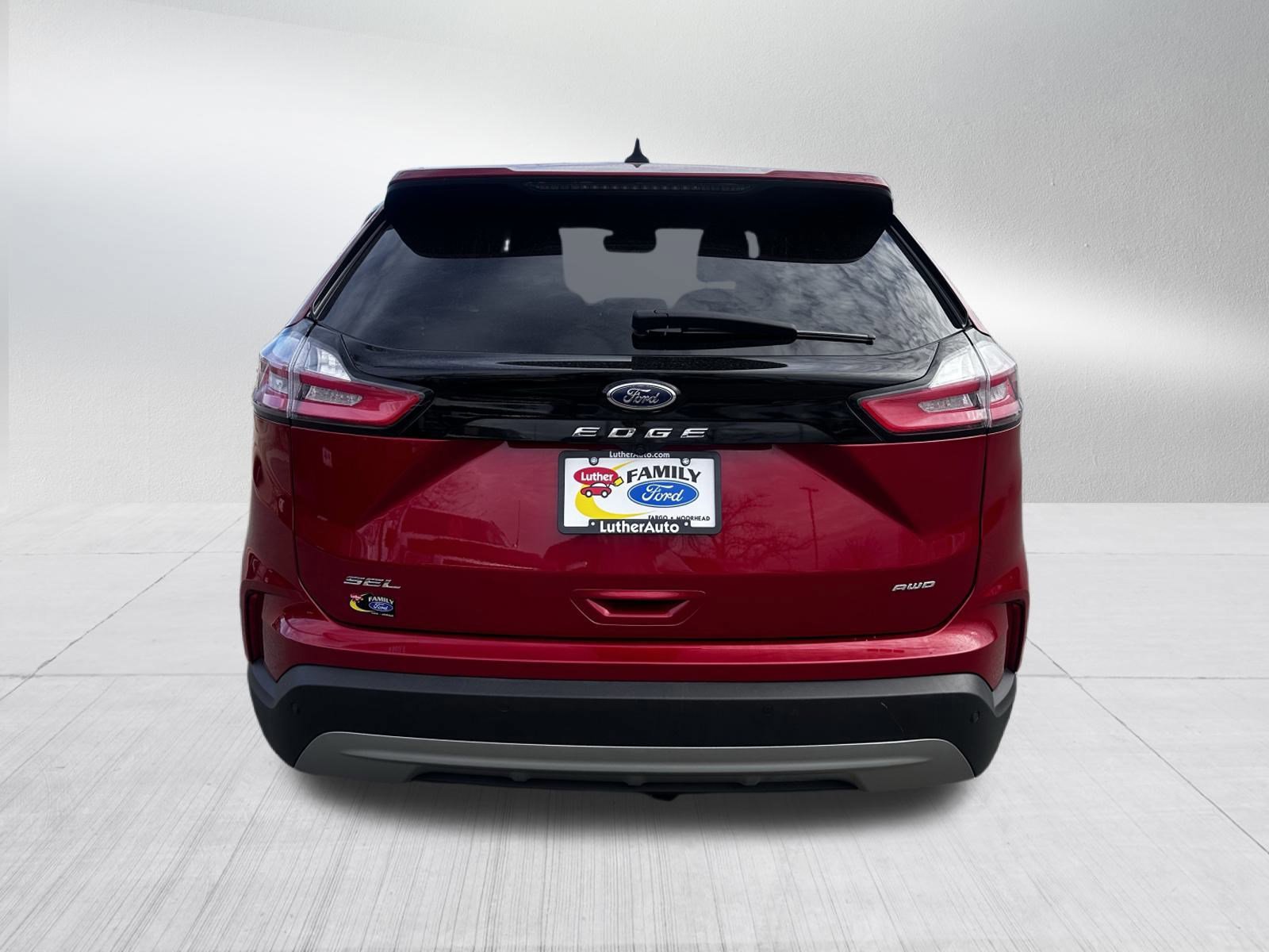 Certified 2022 Ford Edge SEL w/ Convenience Package image 4