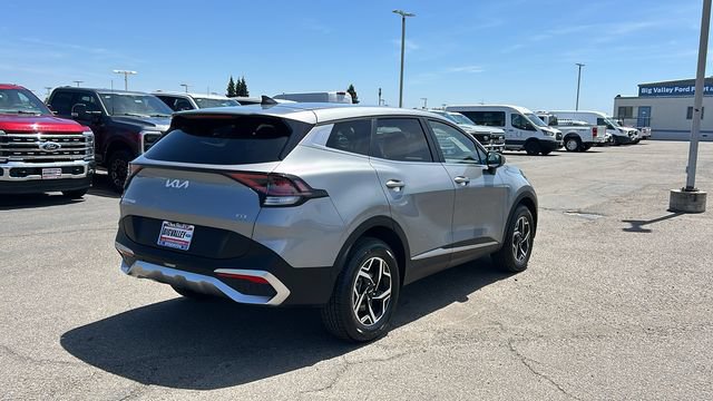 Used 2023 Kia Sportage LX AWD/4WD image 3