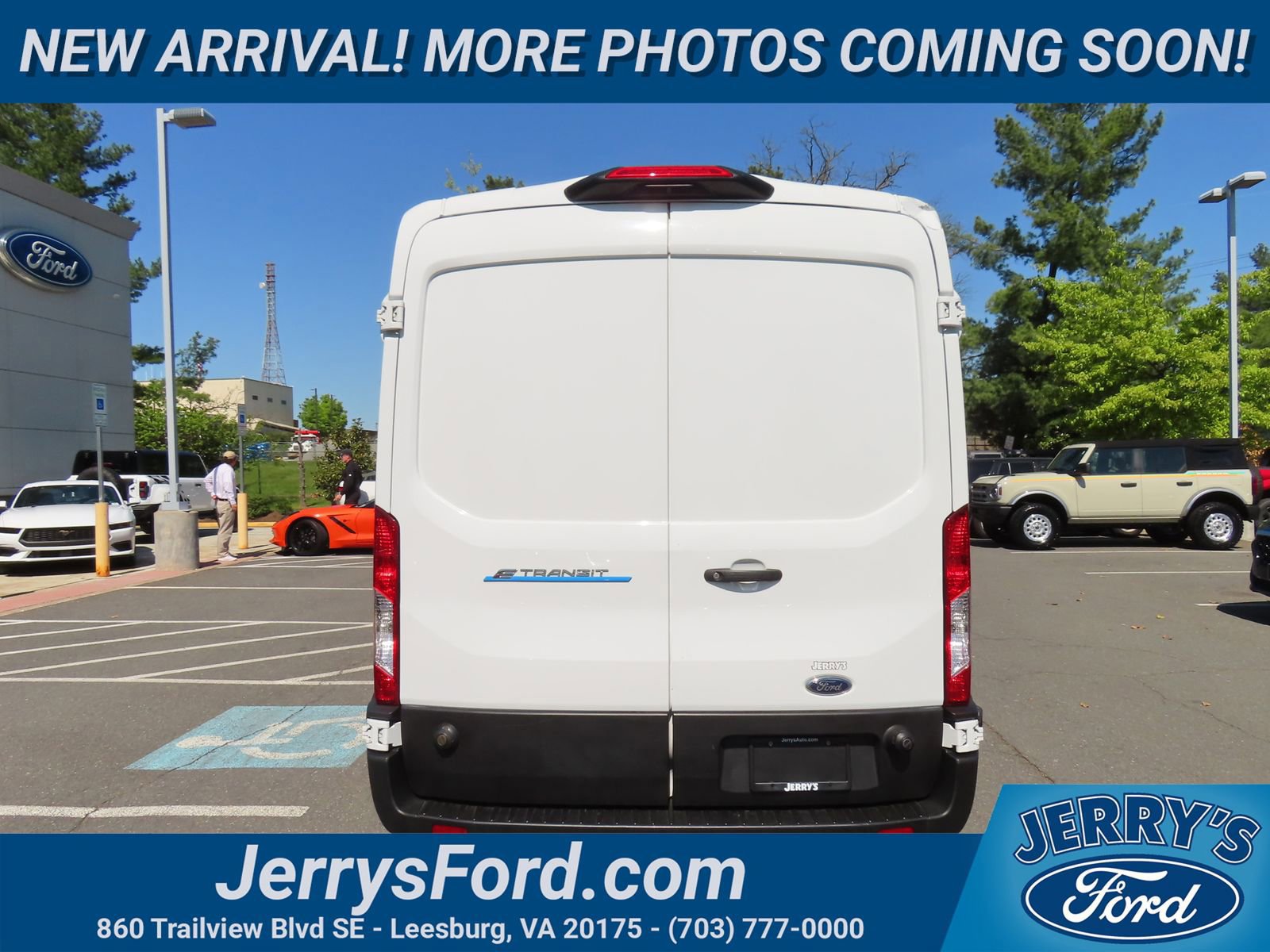 Certified 2023 Ford E-Transit Medium Roof w/ Load Area Protection Package image 5