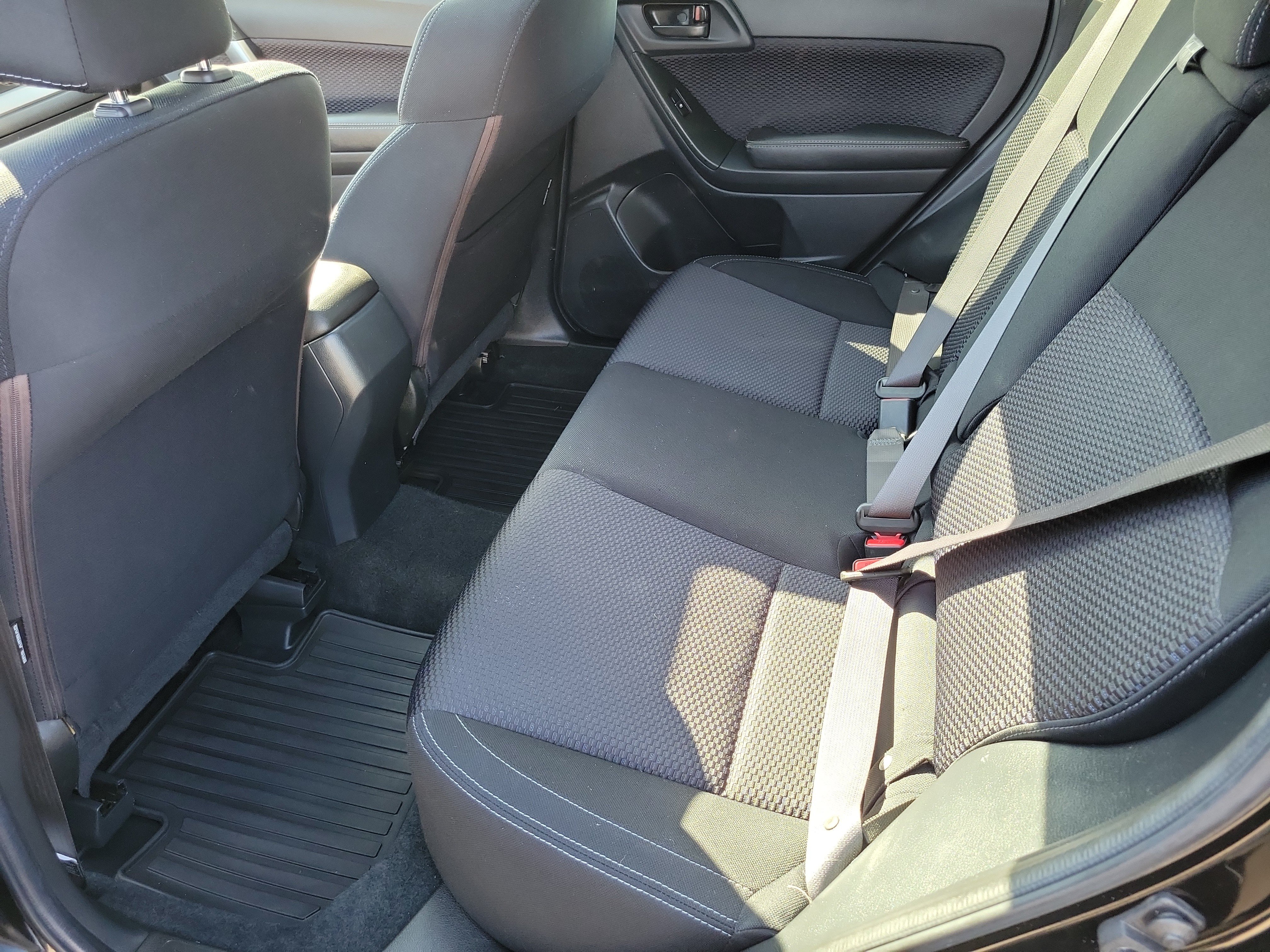 Used 2018 Subaru Forester 2.5i Premium AWD/4WD image 12