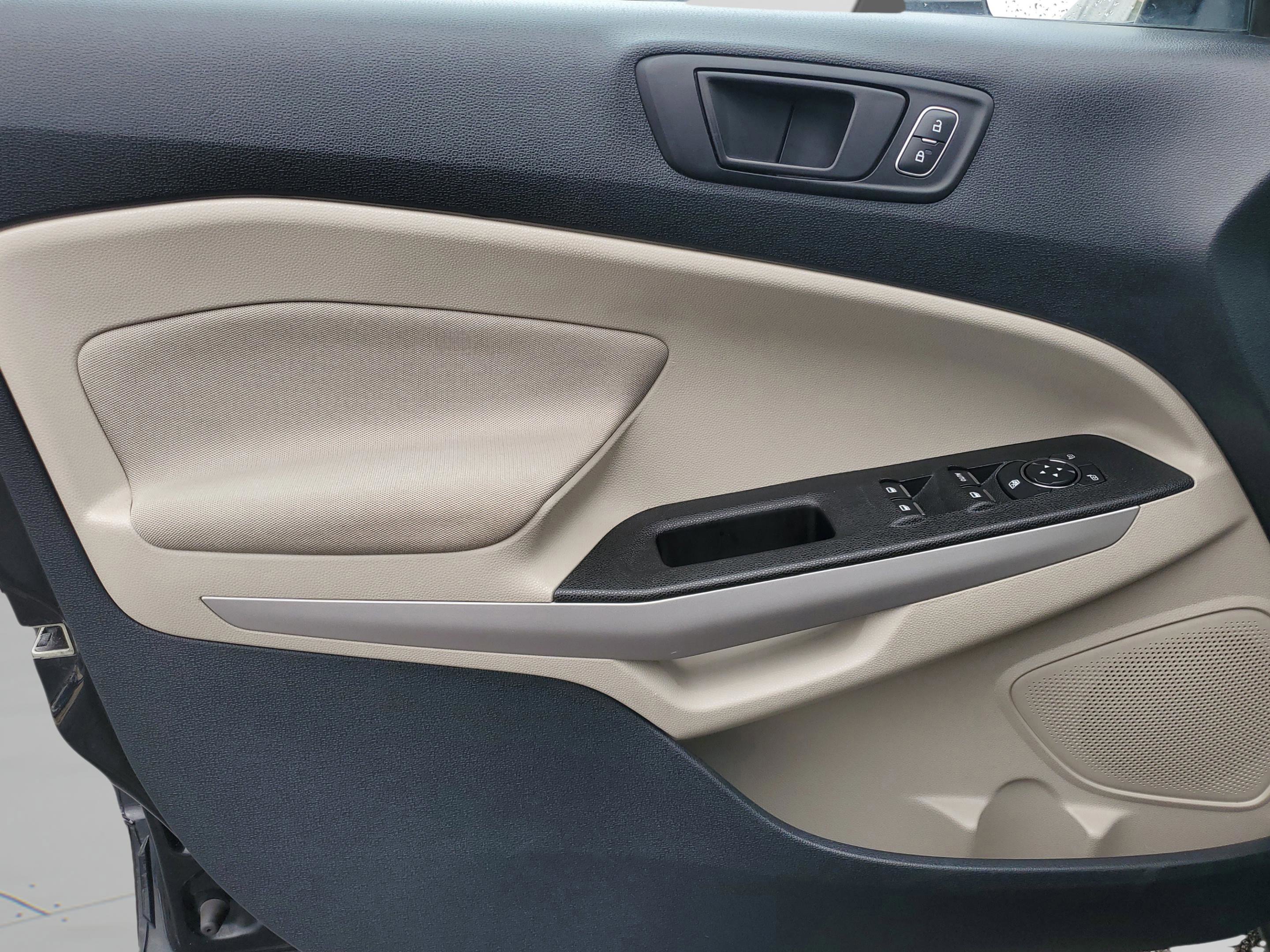 Certified 2020 Ford EcoSport S image 18