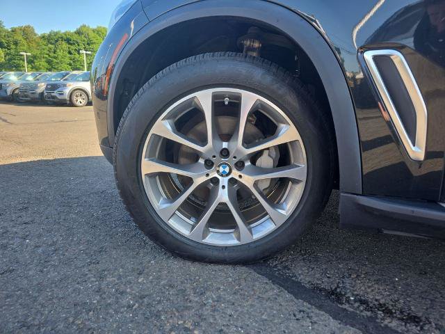 Used 2023 BMW X5 xDrive40i w/ Premium Package AWD/4WD image 14