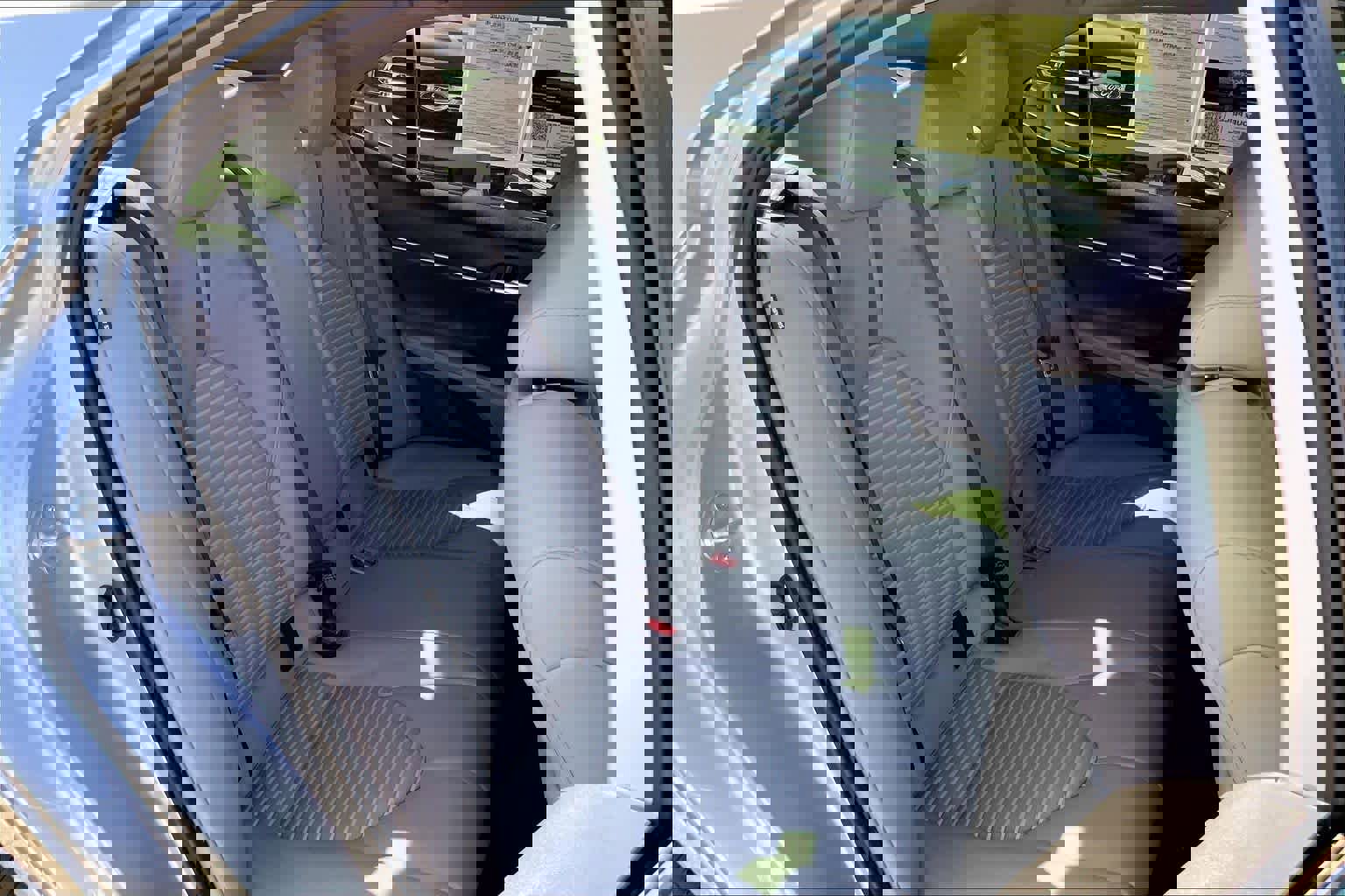 Used 2023 Toyota Camry SE image 19