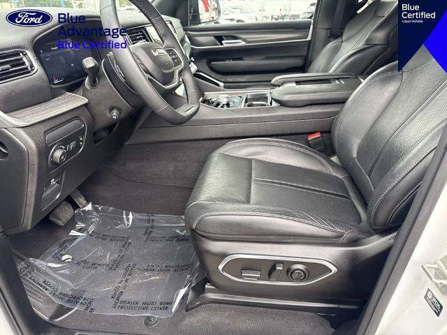 Used 2024 Jeep Wagoneer Series II w/ Flexible Seating Group RWD image 19