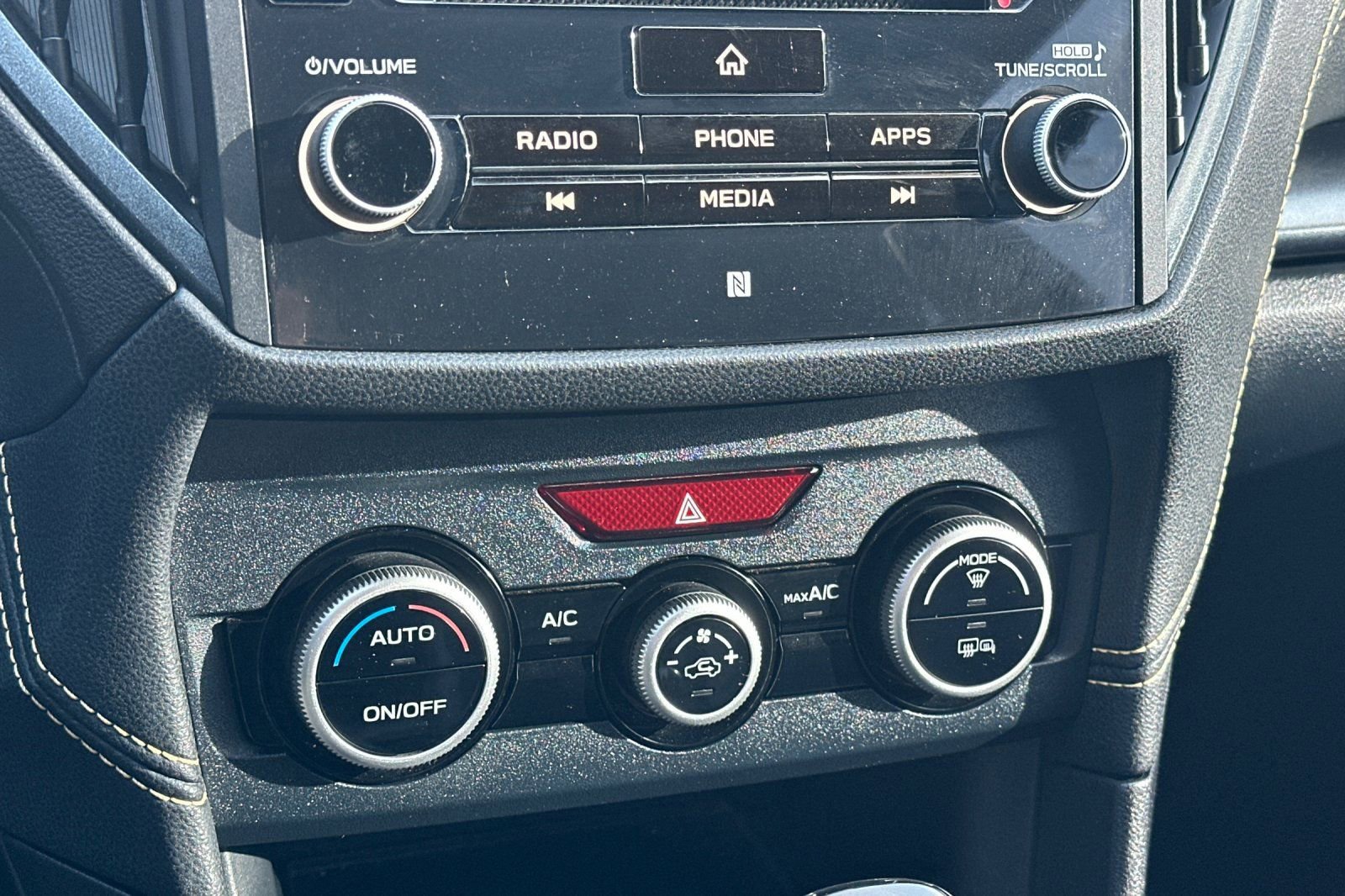 Used 2022 Subaru Crosstrek 2.5i Sport w/ Moonroof Package image 21