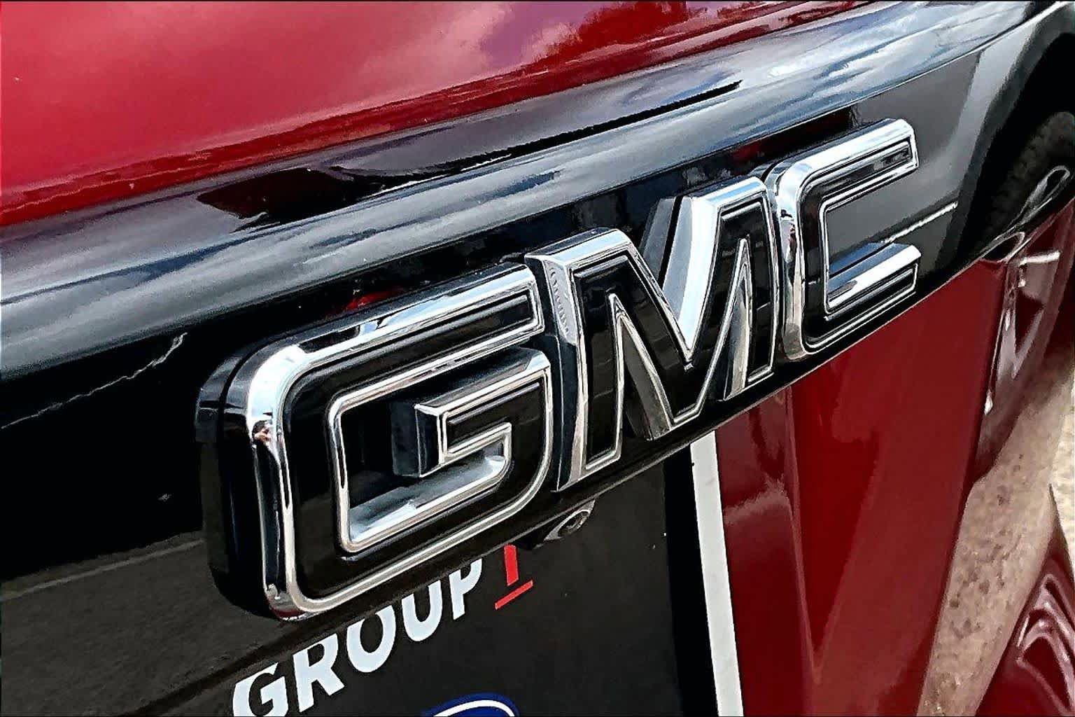 Used 2021 GMC Acadia SLT w/ Elevation Edition FWD image 31