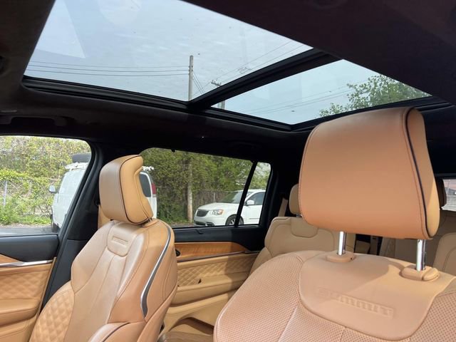 Used 2022 Jeep Grand Cherokee L Summit AWD/4WD image 8