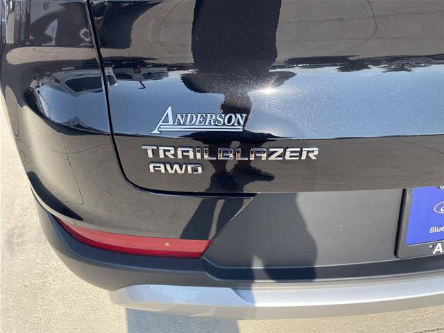 Used 2024 Chevrolet TrailBlazer LT AWD/4WD image 32
