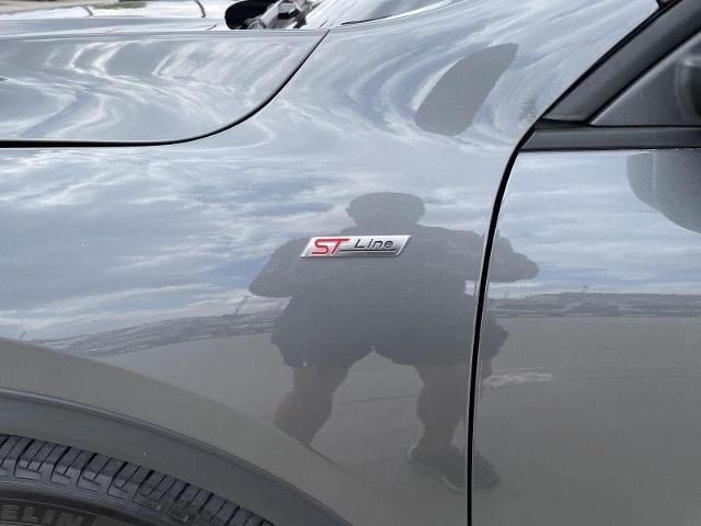 Certified 2025 Ford Escape ST-Line AWD/4WD image 36