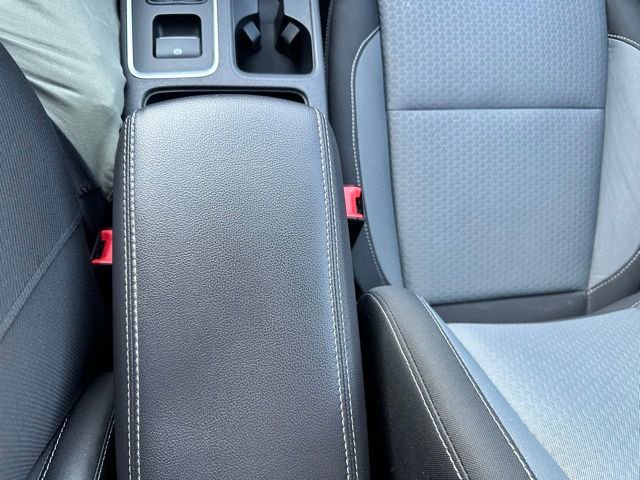Certified 2018 Ford Escape SE w/ SE Sync 3 Package FWD image 78