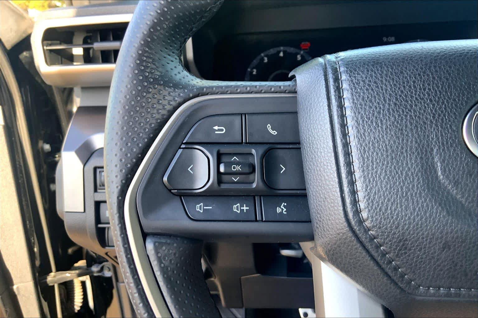 Used 2025 Toyota 4Runner TRD Sport AWD/4WD image 24