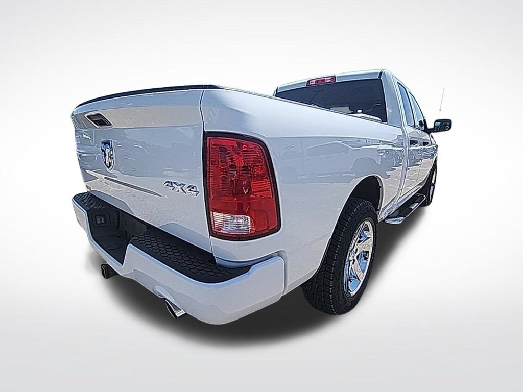 Used 2017 RAM 1500 Express AWD/4WD image 7