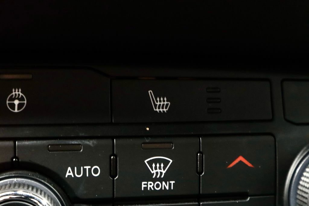 Used 2025 Dodge Durango GT AWD/4WD image 5