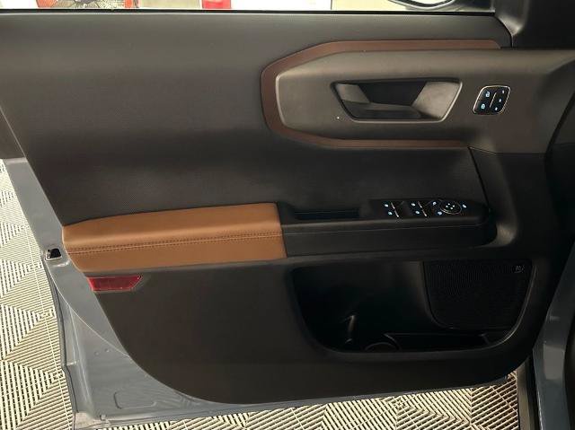 Certified 2025 Ford Bronco Sport Outer Banks w/ Outer Banks Tech Package+ AWD/4WD image 16