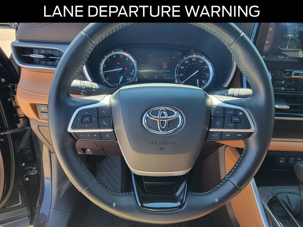 Used 2022 Toyota Highlander Platinum AWD/4WD image 21