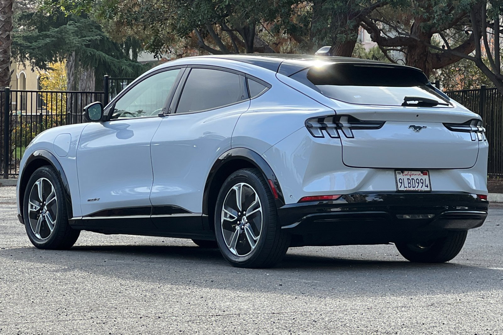 Certified 2023 Ford Mustang Mach-E Premium image 5