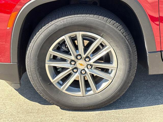 Used 2023 Chevrolet Traverse LT image 13