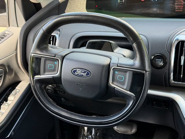 Certified 2025 Ford Expedition Max Platinum AWD/4WD image 17