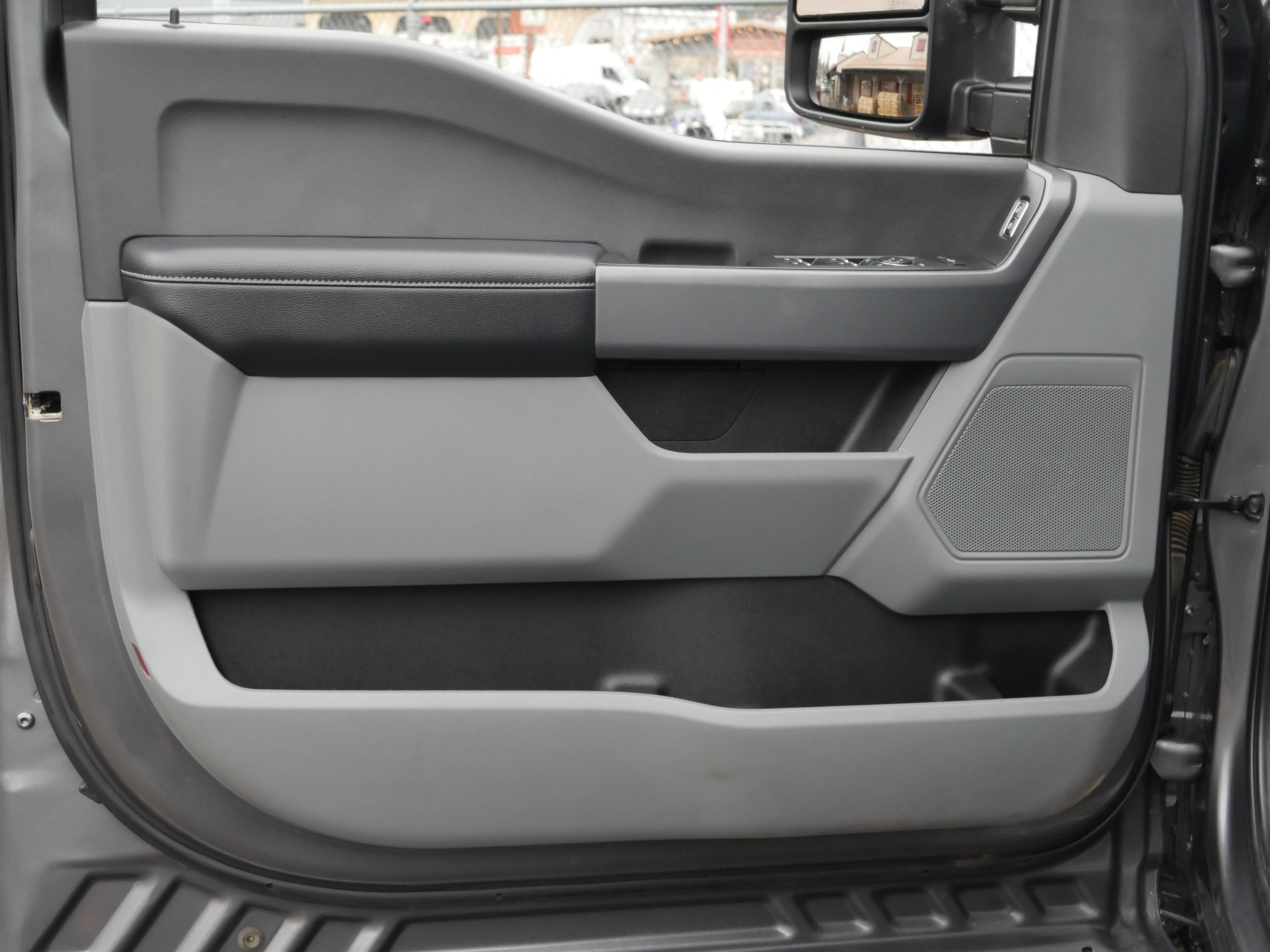 Certified 2023 Ford F350 XLT w/ 360-Degree Camera Package image 37