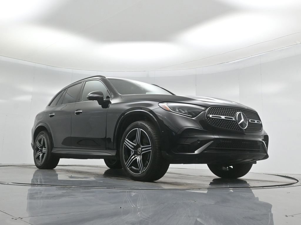Used 2023 Mercedes-Benz GLC 300 image 5