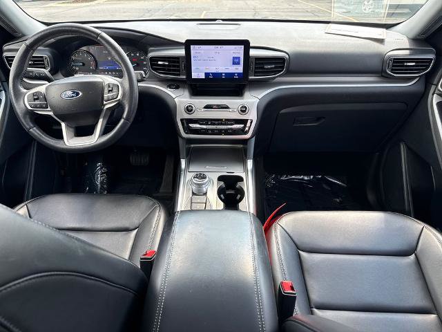 Certified 2023 Ford Explorer XLT w/ Equipment Group 202A AWD/4WD image 12