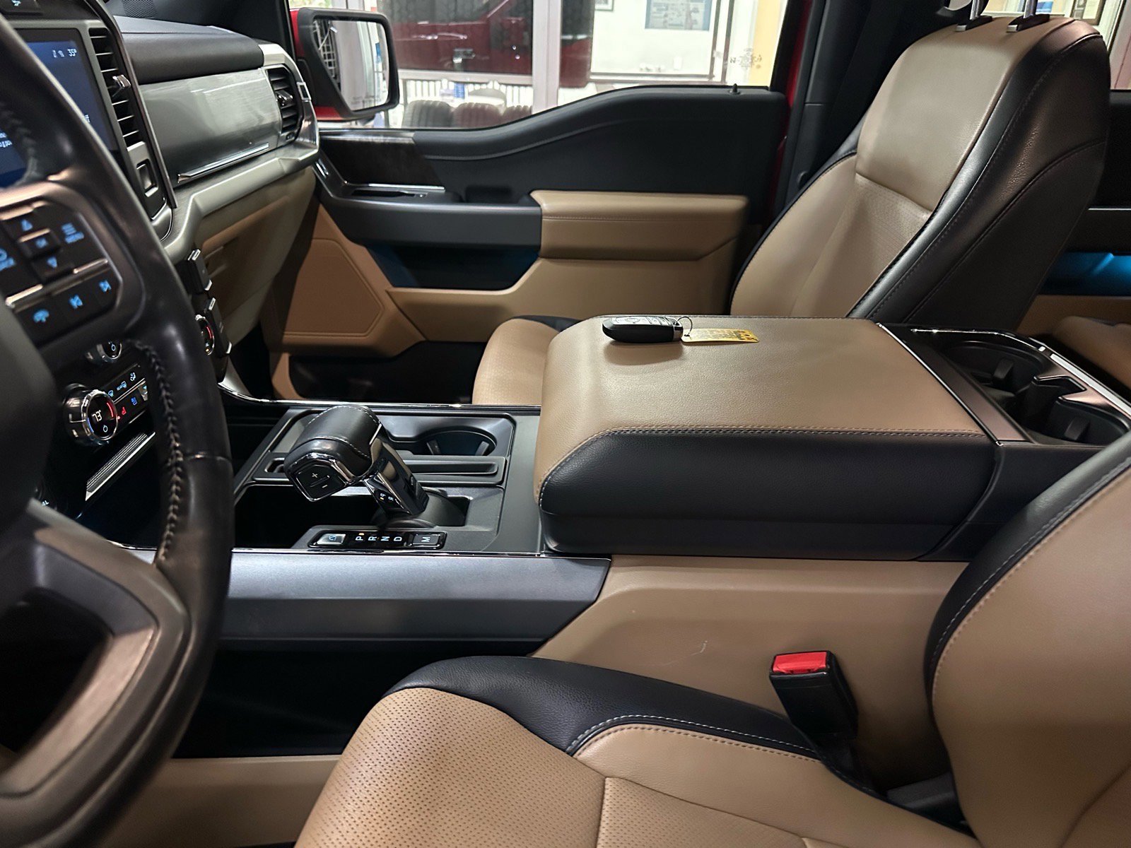 Certified 2021 Ford F150 Lariat w/ Trailer Tow Package image 25