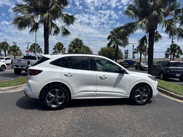 Certified 2023 Ford Escape ST-Line w/ Tech Pack #1 FWD image 5