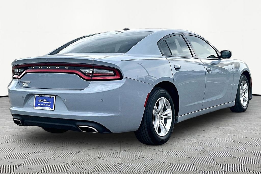 Used 2021 Dodge Charger SXT w/ Leather Interior Group RWD image 2