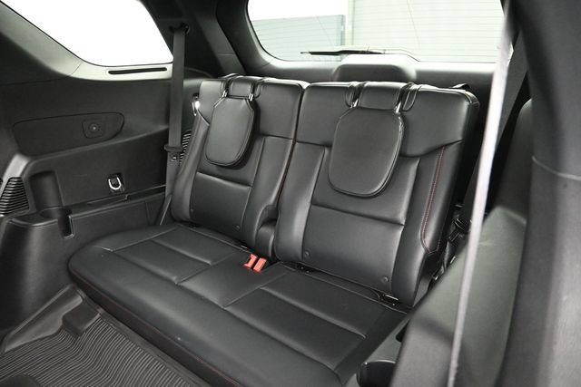 Certified 2025 Ford Explorer ST-Line AWD/4WD image 29