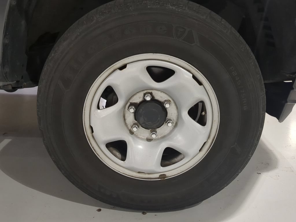 Used 2023 Toyota Tacoma SR AWD/4WD image 6