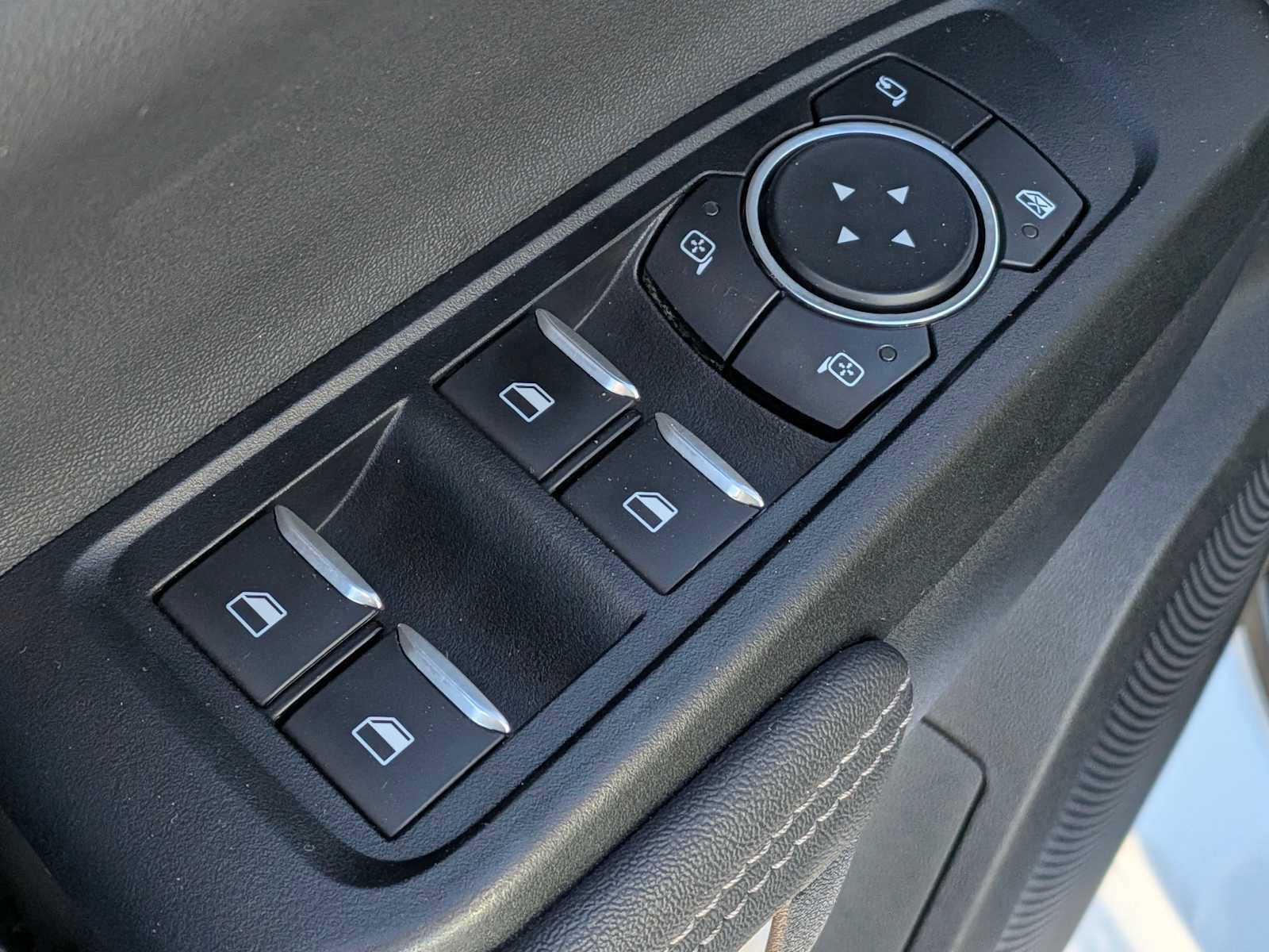 Certified 2024 Ford Ranger Lariat w/ FX4 Off-Road Package image 18