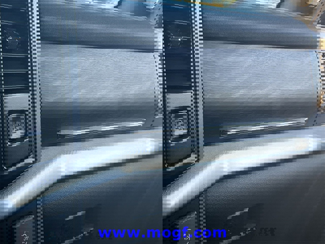 Certified 2025 Ford F150 Lariat w/ Equipment Group 501A Mid image 18