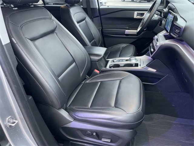 Certified 2023 Ford Explorer XLT w/ Equipment Group 202A image 23