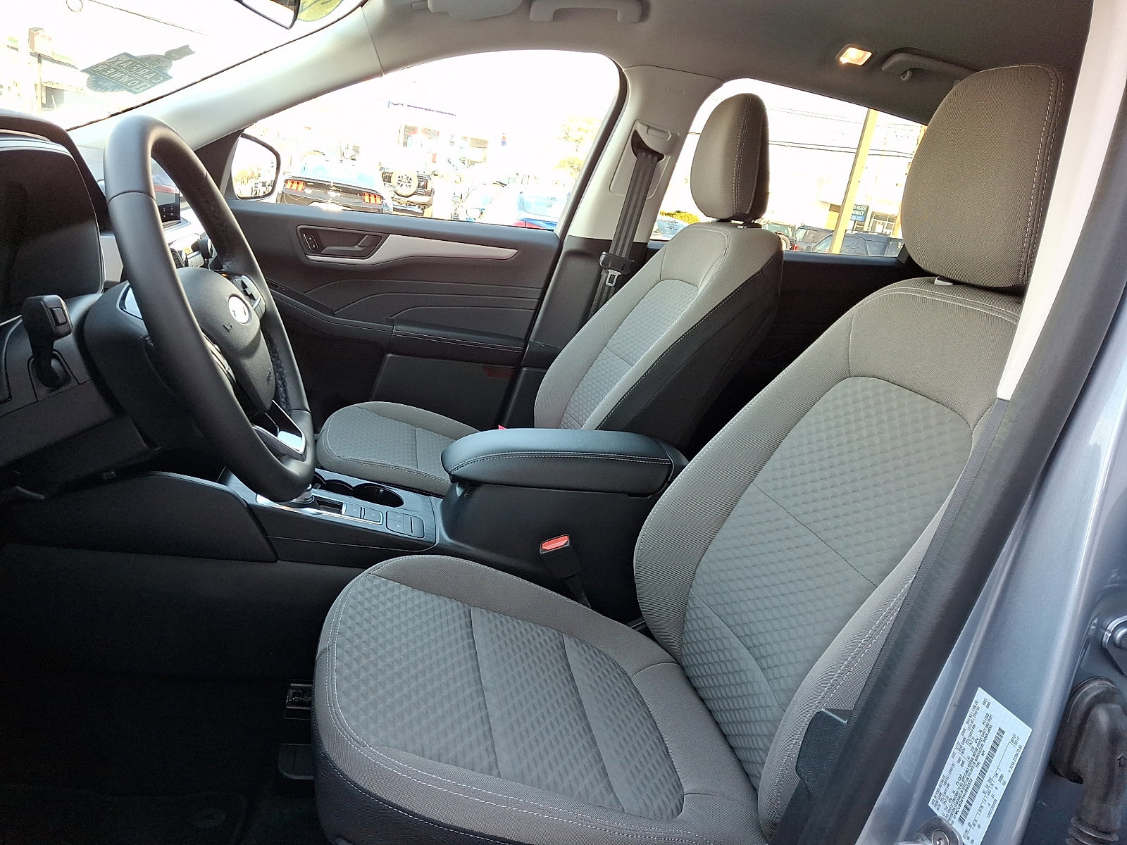 Certified 2022 Ford Escape SE w/ SE Sport Appearance Package image 15