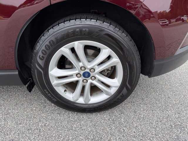 Certified 2019 Ford Edge SEL w/ Equipment Group 201A FWD image 9