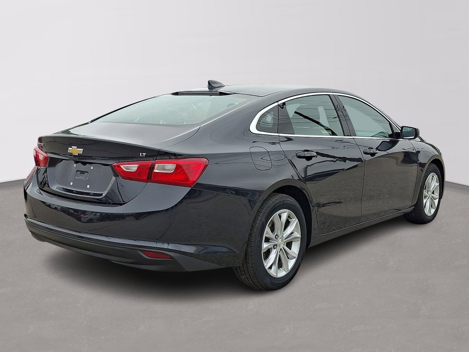 Used 2023 Chevrolet Malibu LT image 6