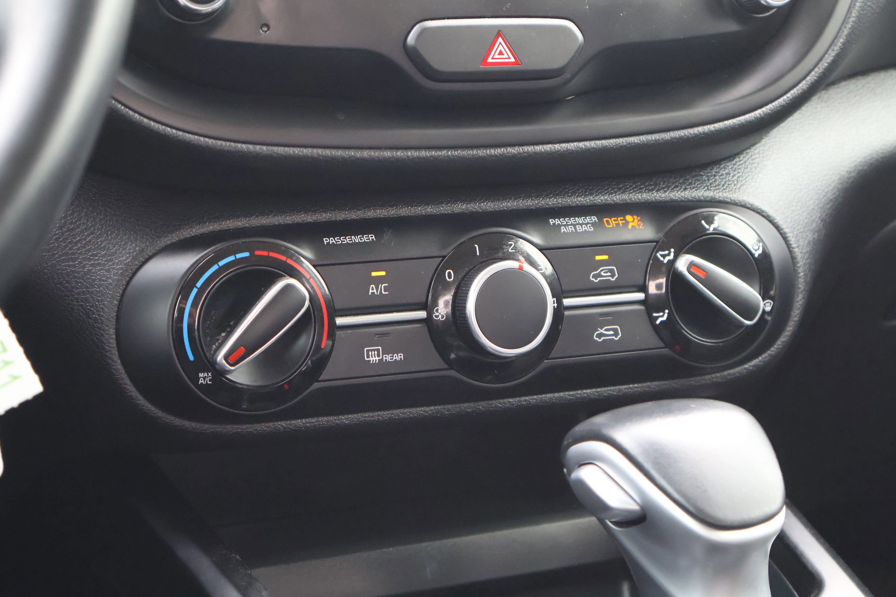 Used 2020 Kia Soul X-Line image 33