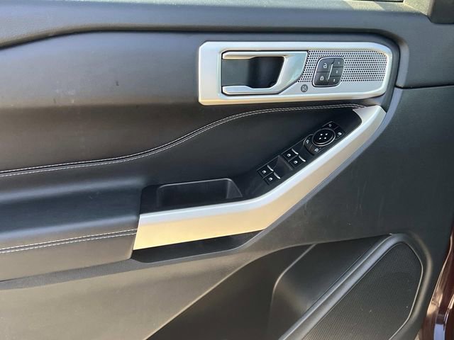 Certified 2022 Ford Explorer Limited w/ Equipment Group 301A image 19