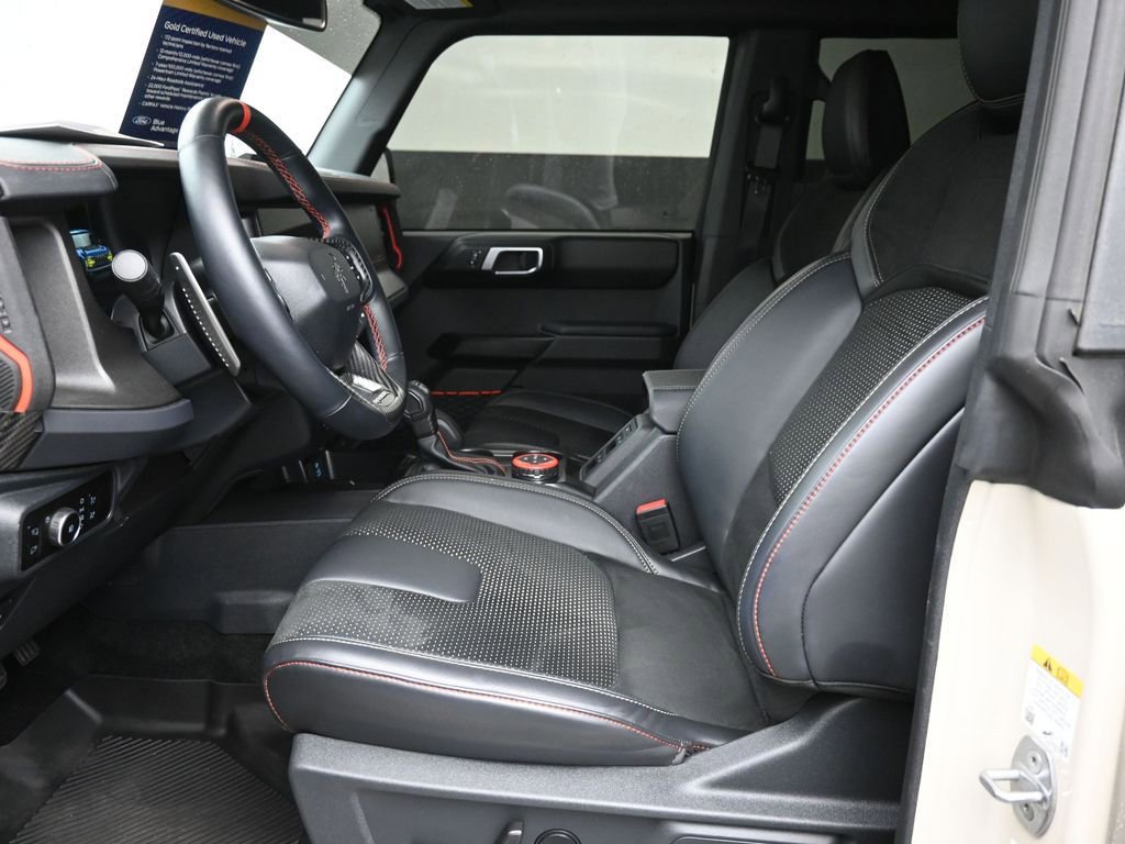 Certified 2025 Ford Bronco Raptor w/ Interior Carbon Fiber Pack AWD/4WD image 13