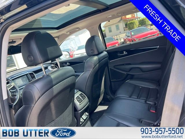 Certified 2019 Kia Sorento SX w/ SX Touring Package FWD image 8