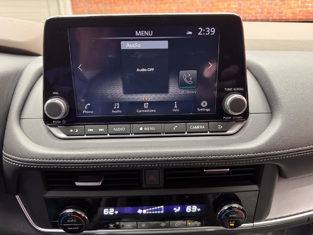 Used 2023 Nissan Rogue SV AWD/4WD image 20