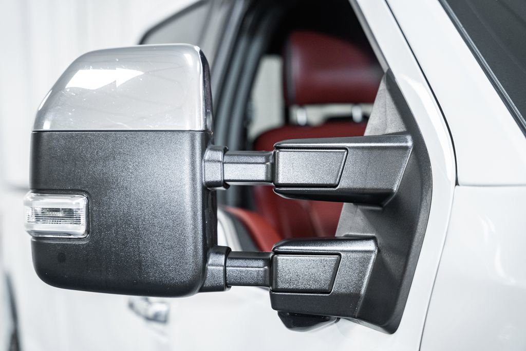 Certified 2020 Ford F350 Platinum w/ FX4 Off-Road Package image 13